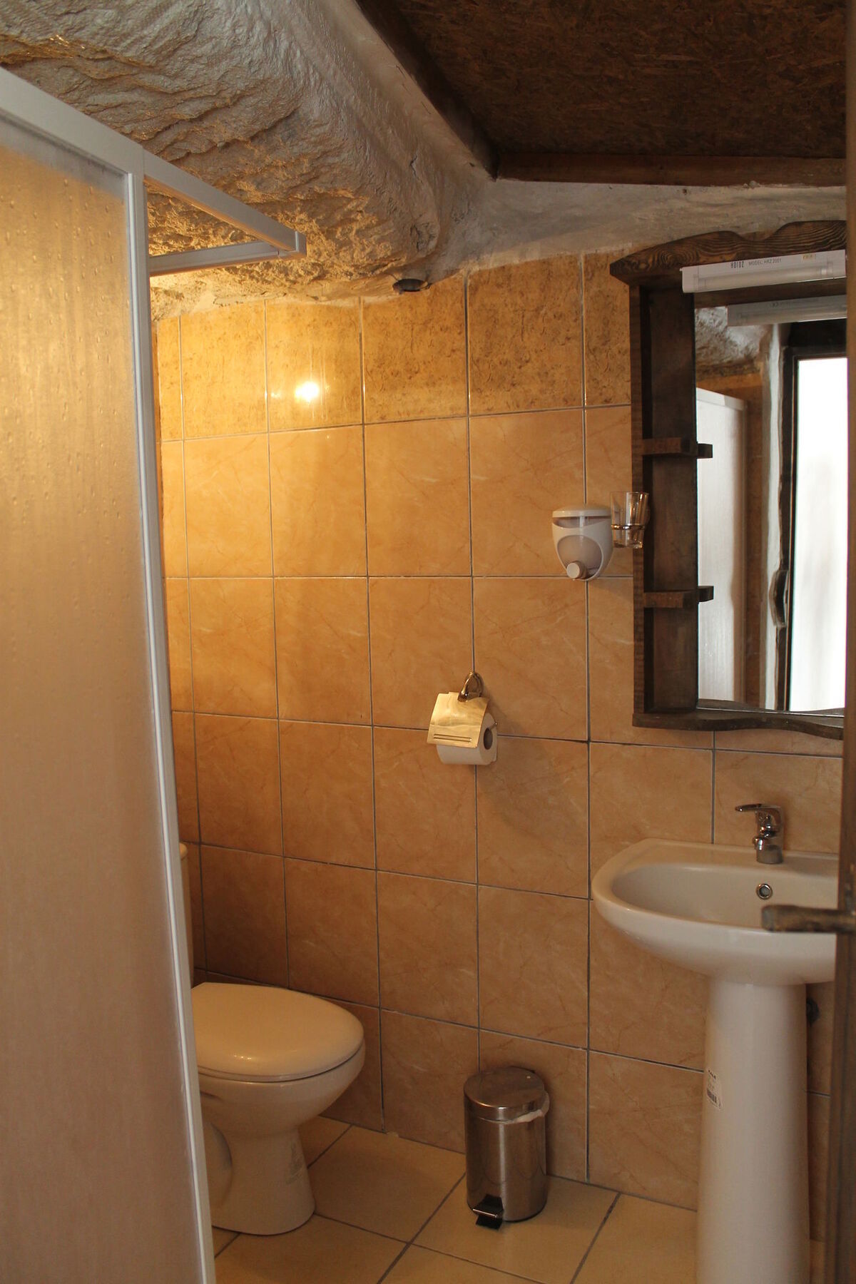 Yasin'S Place Backpackers Cave Hostel غوريمِيه المظهر الخارجي الصورة